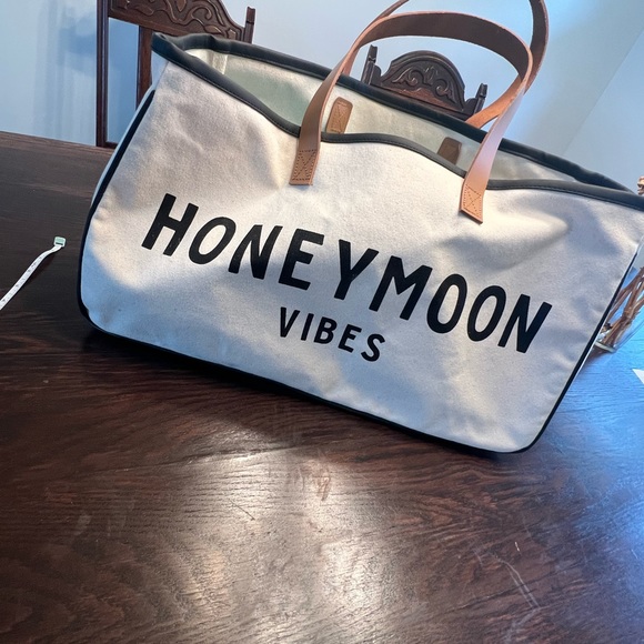 Canvas Tote - Honeymoon Vibes - Picture 4 of 6